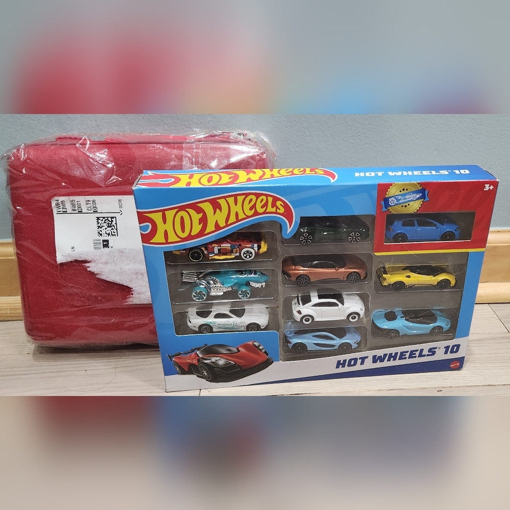 Hot Wheels, set of 10, and storage case